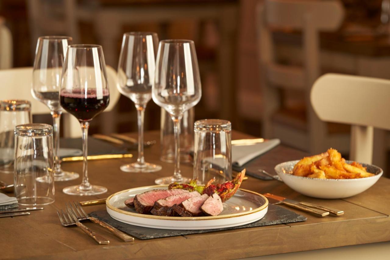 The White Hart Hotel Modbury Экстерьер фото