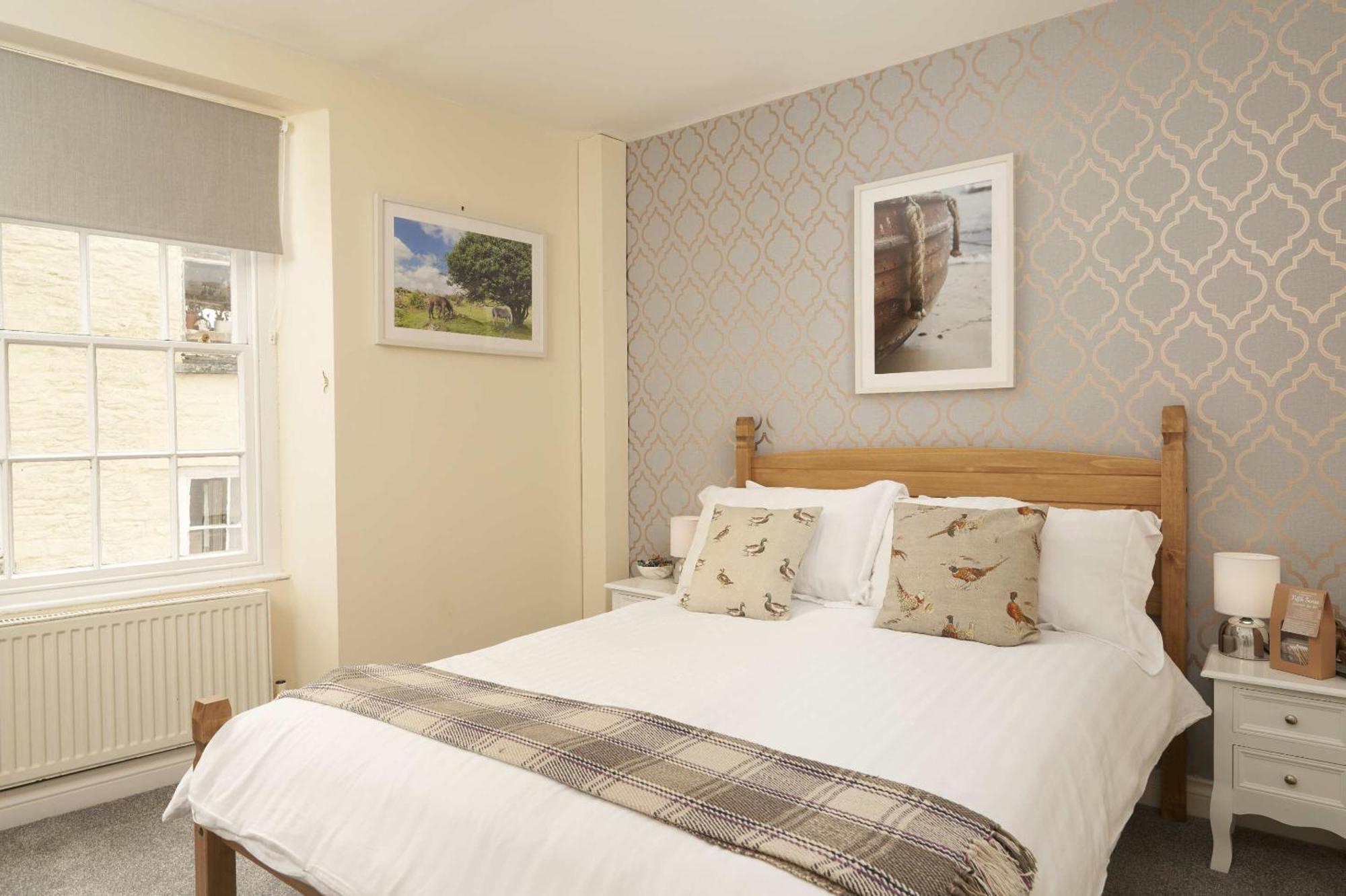 The White Hart Hotel Modbury Экстерьер фото